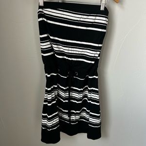 White House Black Market black and white striped strapless dress coverup size M